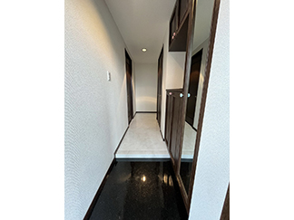 玄関ホール
